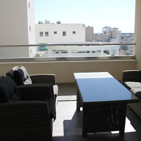 Apartment Four Lanterns Blue View